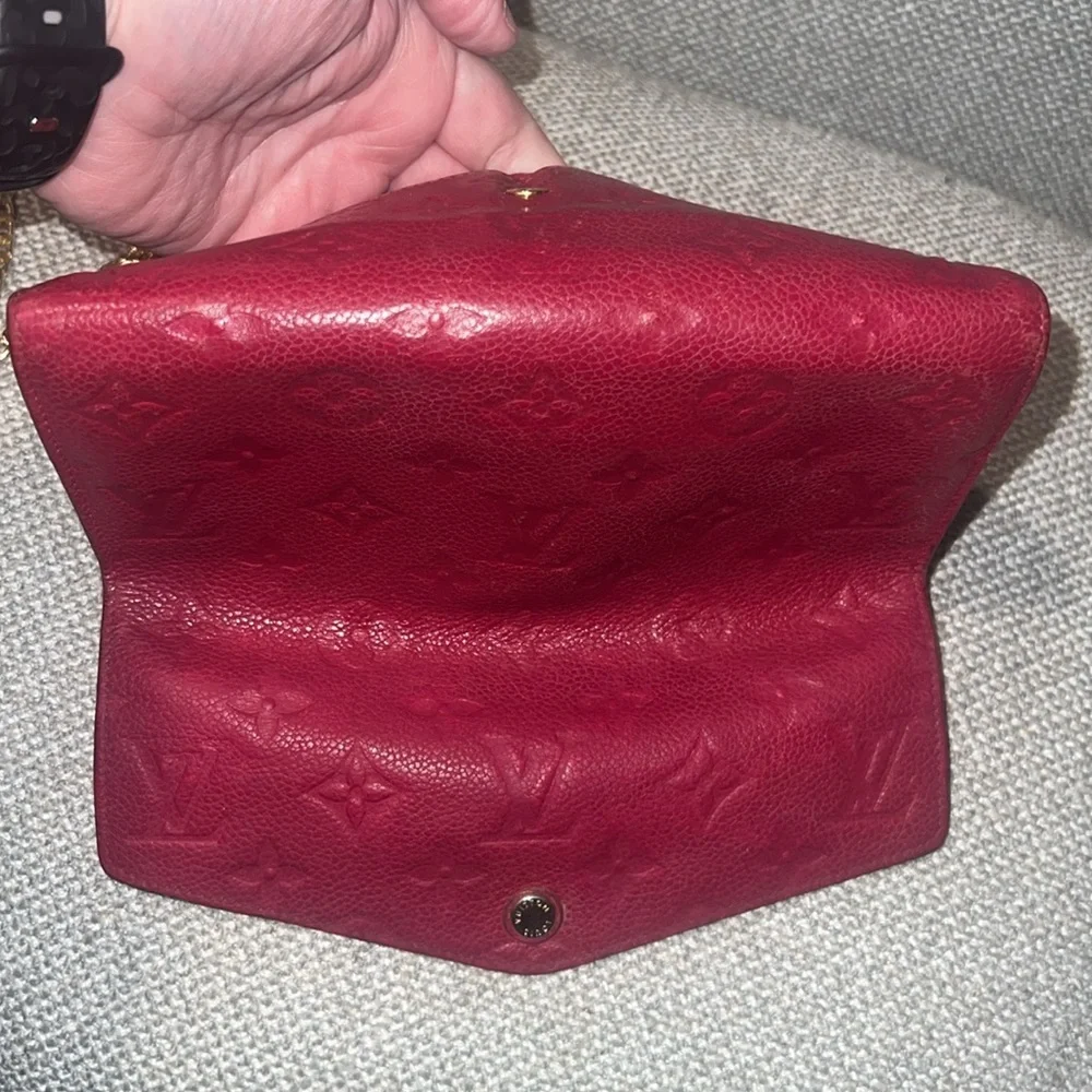 Authentic Louis Vuitton Empriente Sarah wallet raspberry color CA1183